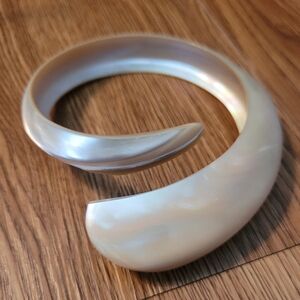 SOLD LOCALLY shell slice Mother of Pearl open bangle MOP beach Tiki bracelet